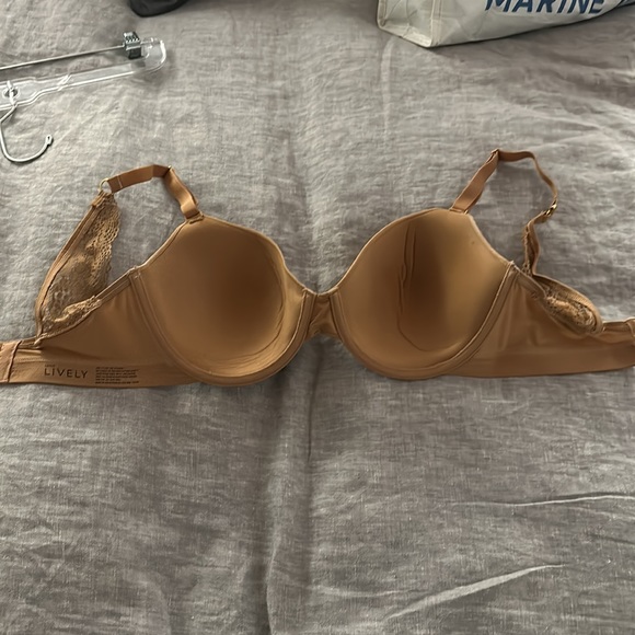 Lively tshirt bra tan 32DDD - Picture 3 of 5